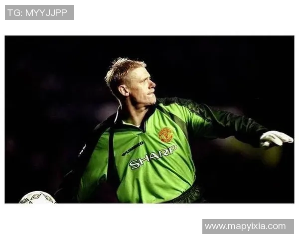 足球明星逐渐黑化背后的真相与影响探讨 足球明星逐渐黑化背后的真相与影响探讨