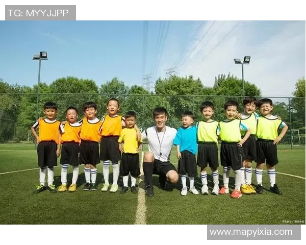 四岁小孩如何在足球场上崭露头角成为未来的足球明星