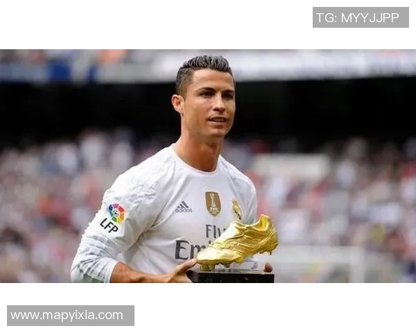 足球明星的痞帅风格如何引领时尚潮流与年轻人的追捧