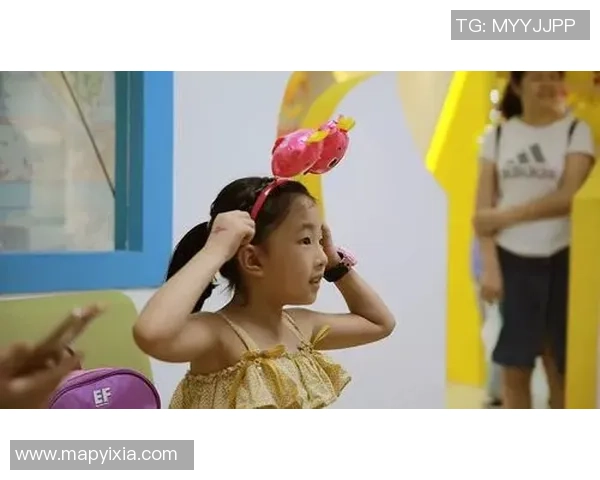 在日本街头偶遇足球明星的奇妙瞬间与精彩故事分享 在日本街头偶遇足球明星的奇妙瞬间与精彩故事分享